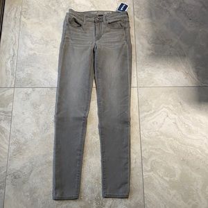 Super stretch jeggings. NWT